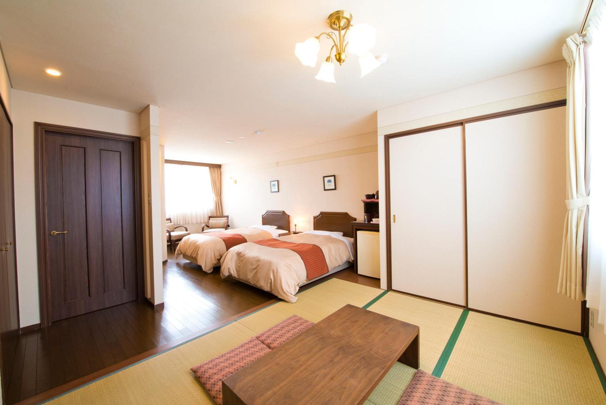 Yusennosato Hotel Nadeshiko Yoro  ภายนอก รูปภาพ